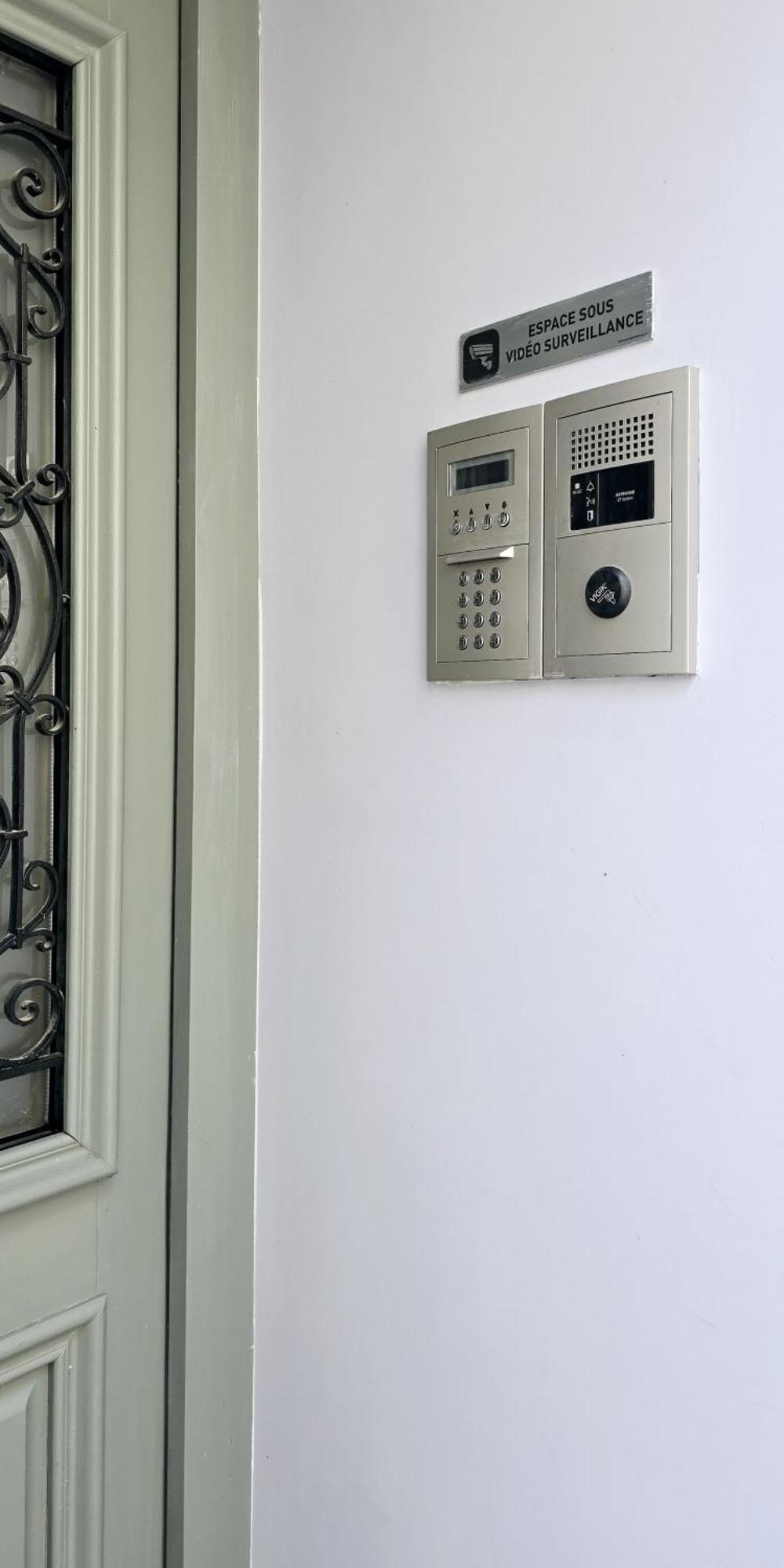 Victoire Saphir 203 Climatise Hotel De Ville سان ديزييه المظهر الخارجي الصورة